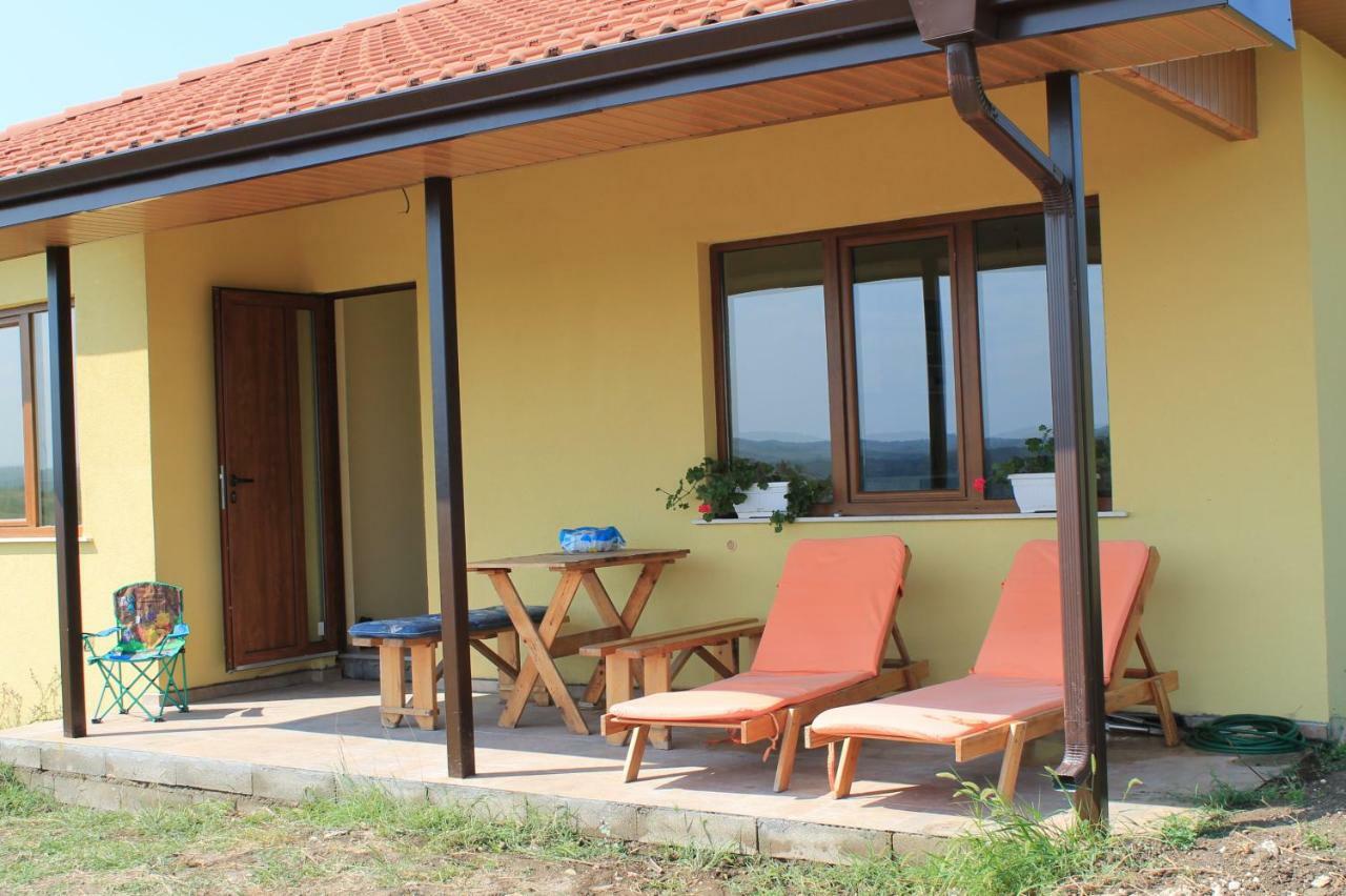 Malavi Guest House Krasen! Comfort&Clean! ภายนอก รูปภาพ