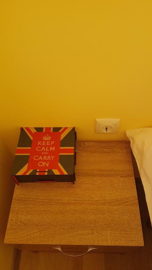 Malavi Guest House Krasen! Comfort&Clean! ภายนอก รูปภาพ