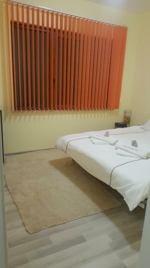 Malavi Guest House Krasen! Comfort&Clean! ภายนอก รูปภาพ